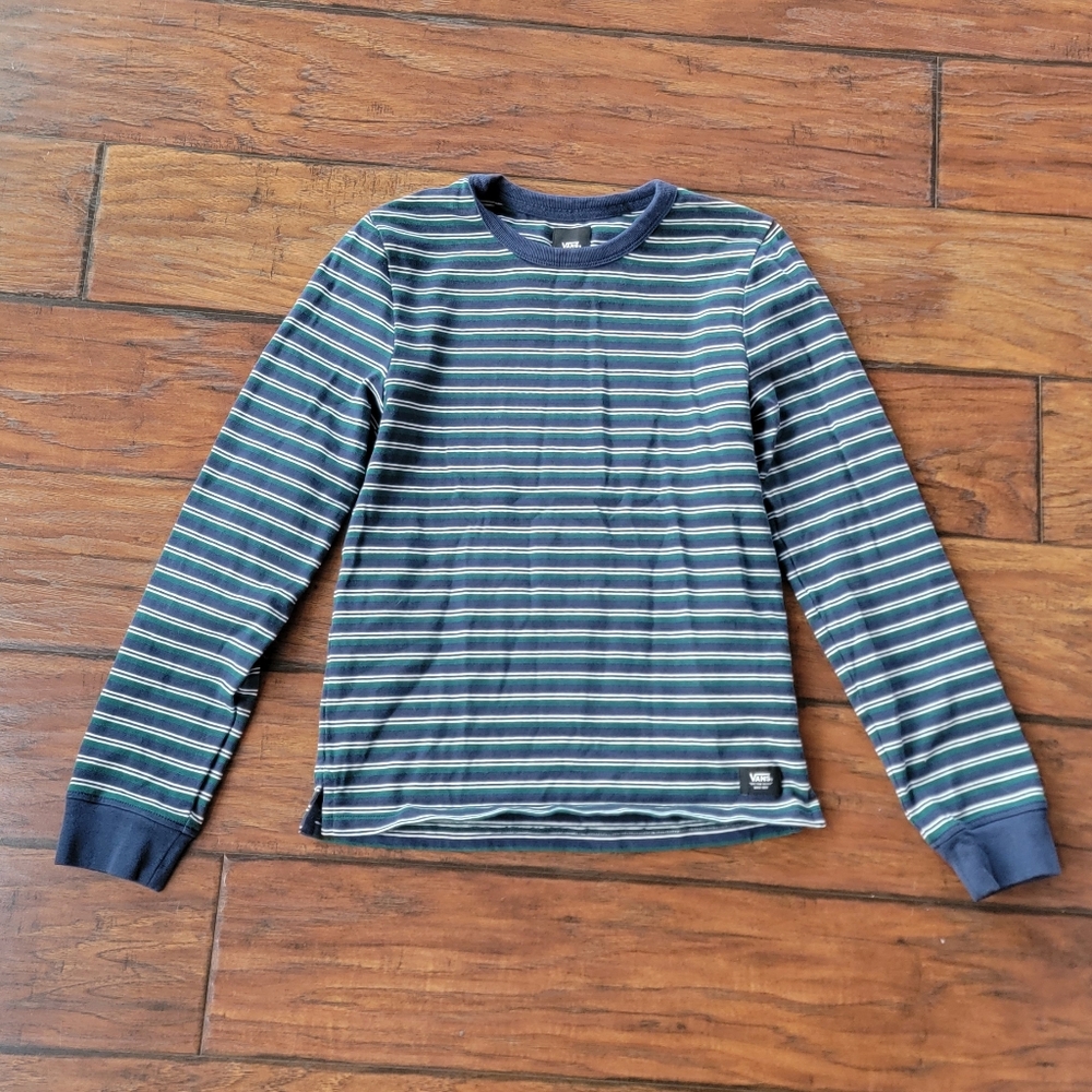 Vans top